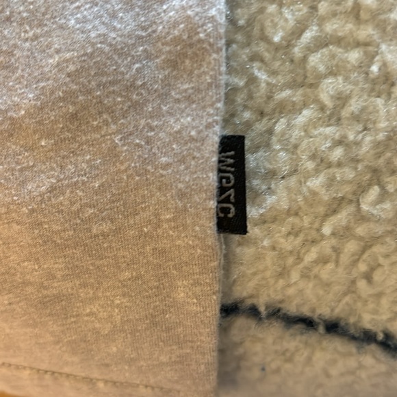 WESC t shirt gray with all around graphic size large - Picture 3 of 4